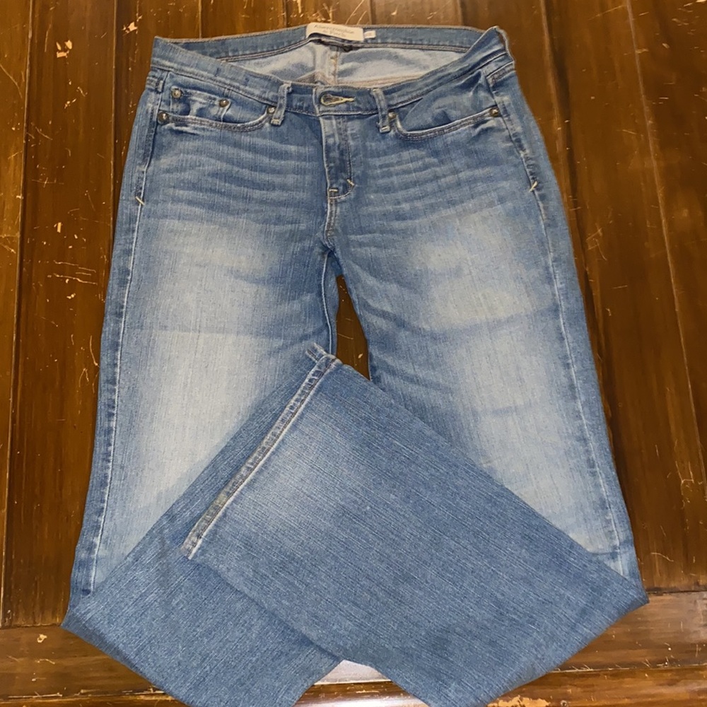 Abercrombie & Fitch Women’s Size 6 Jeans